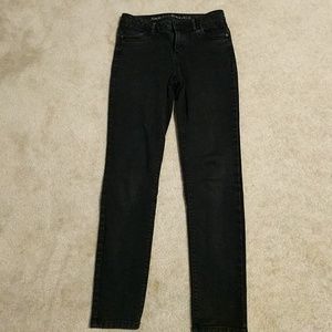 Vera Wang  Black Skinny Jeans
